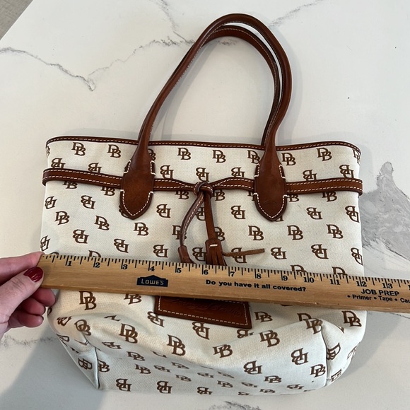 Vintage monogram DB Dooney & Bourke leather tassel detail handbag purse bag - Picture 16 of 16